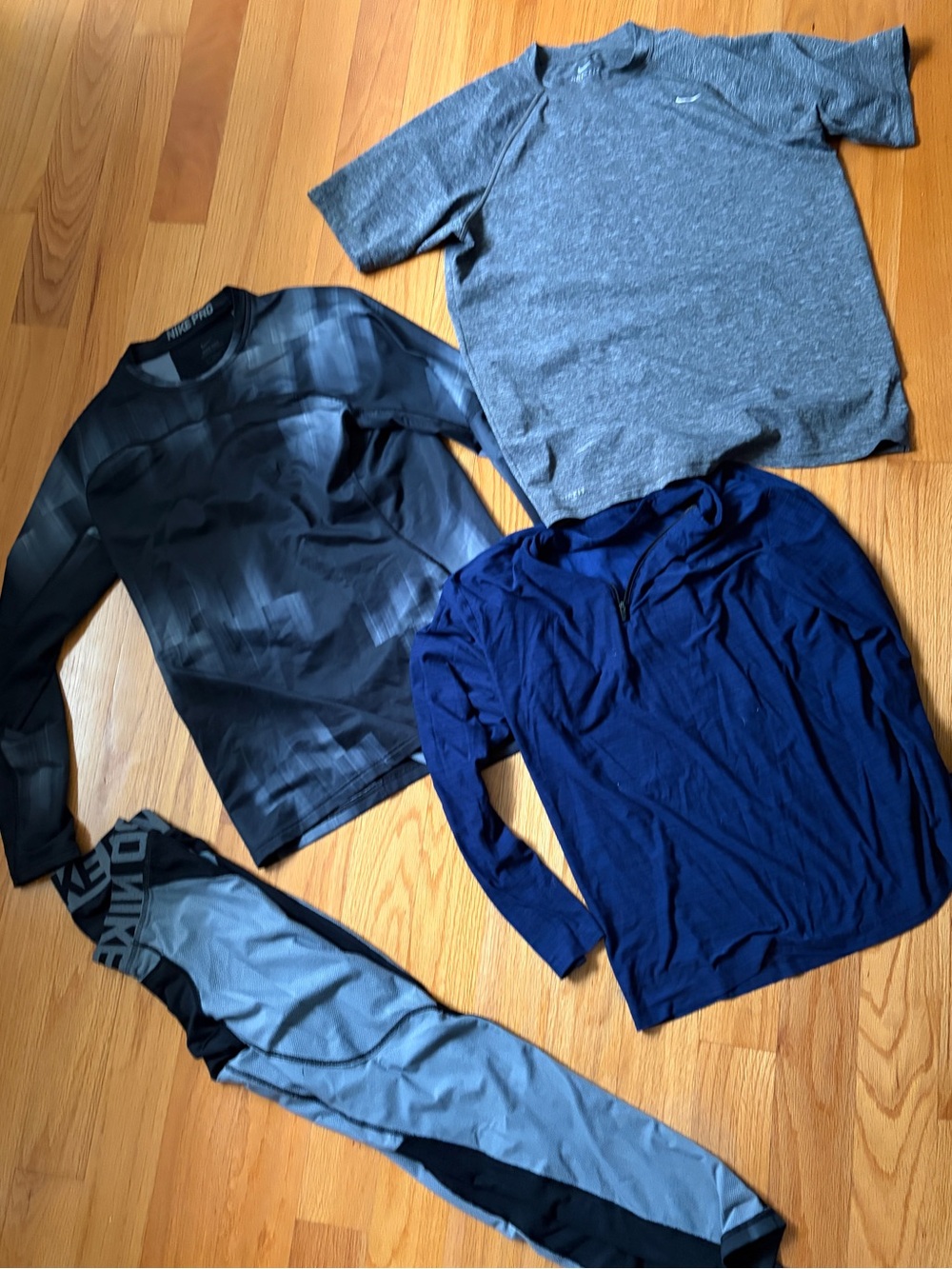 Nike Men’s Medium bundle